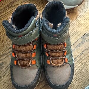 Kids High-Top Sneaker Boots - Green and Brown
